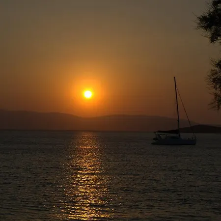 Ξενοδοχείο με διαμερίσματα Sunset