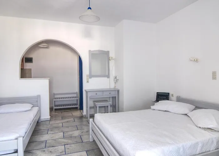 מלון דירות Sunset 3*