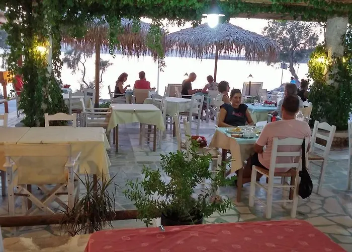 Sunset מלון דירות איוס פרוקופיוס