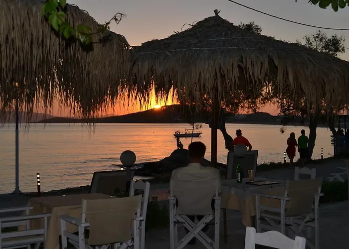 מלון דירות Sunset 3*